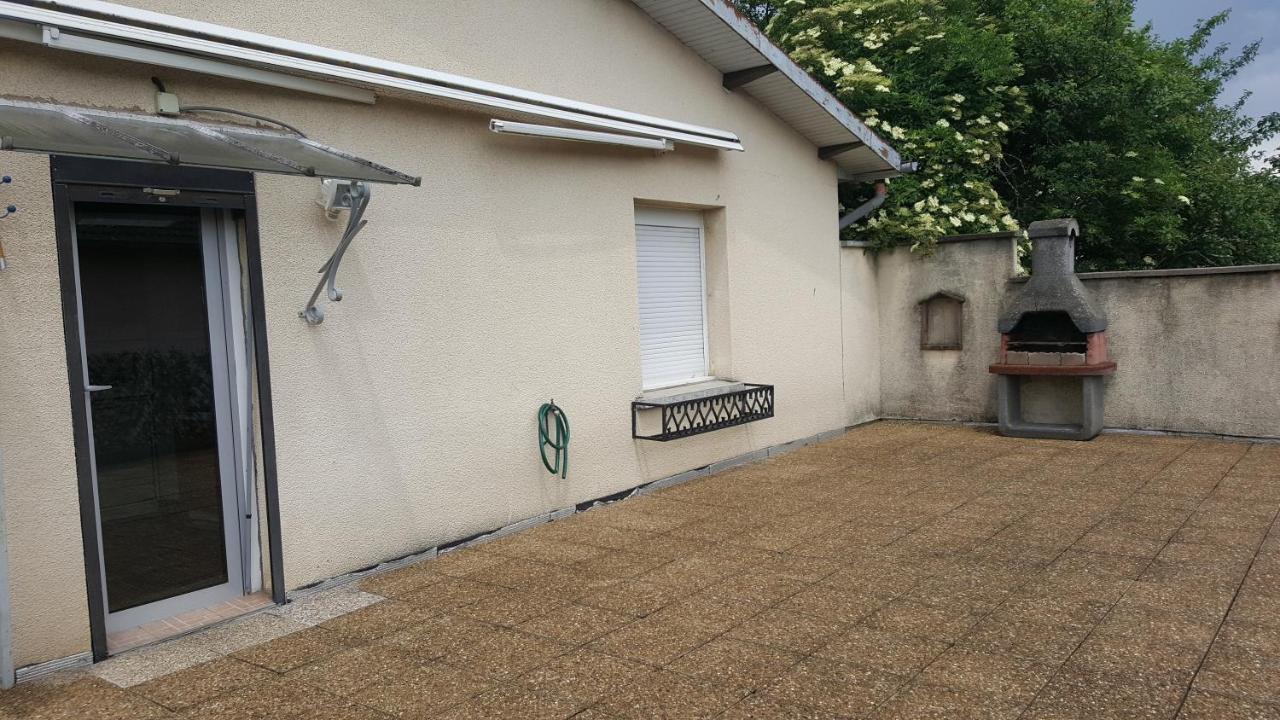 Ferienwohnung Le Repaire Du Deux Roues Saint-Sauveur  Exterior foto