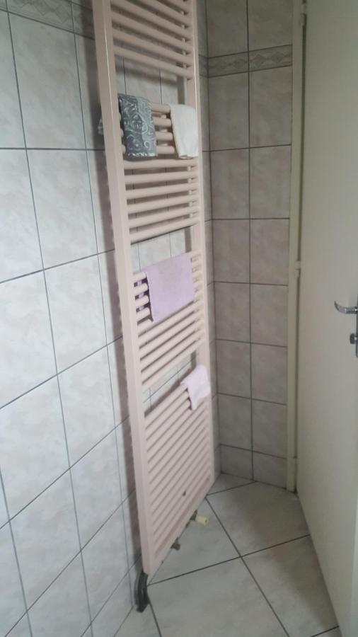 Ferienwohnung Le Repaire Du Deux Roues Saint-Sauveur  Exterior foto