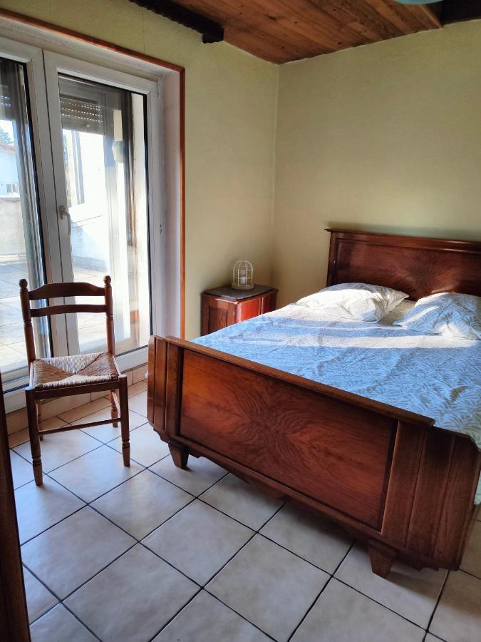 Ferienwohnung Le Repaire Du Deux Roues Saint-Sauveur  Exterior foto